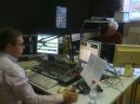 Tony_en_Dirk_bij_Radio_Oost-West_ivbm_BIN